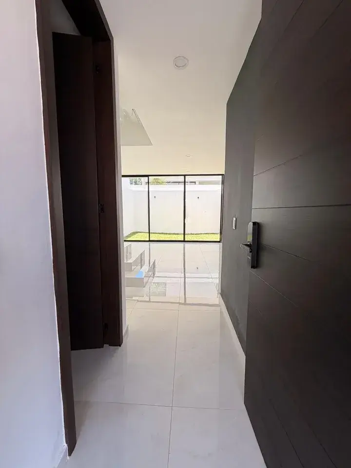 Propiedad en venta · 4 rec en Zapopan — foto 3