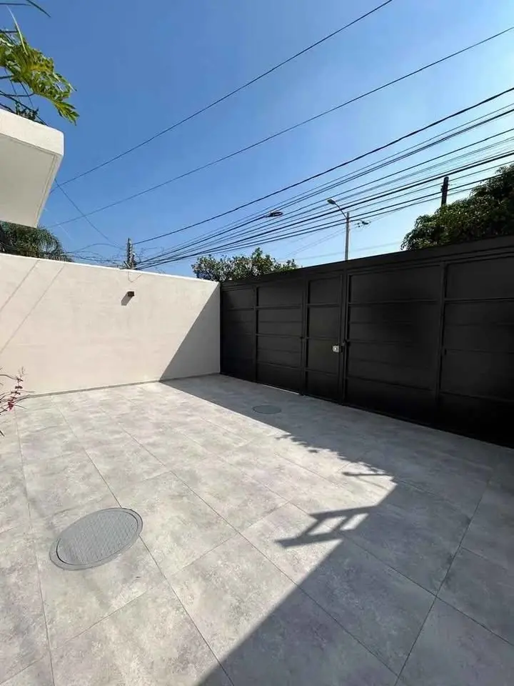 Propiedad en venta · 3 rec en Guadalajara — foto 2